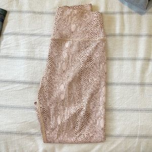 Kavala snakeskin leggings